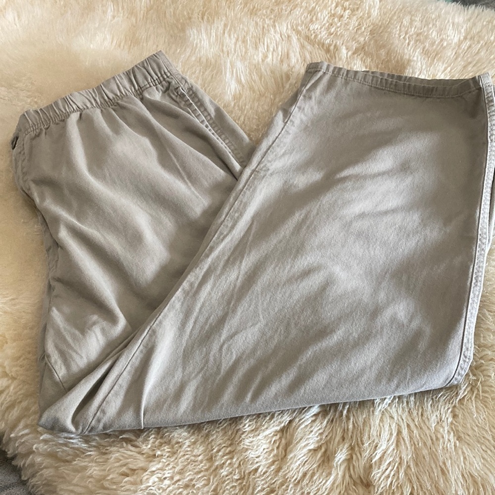 Men’s khaki pants size 44